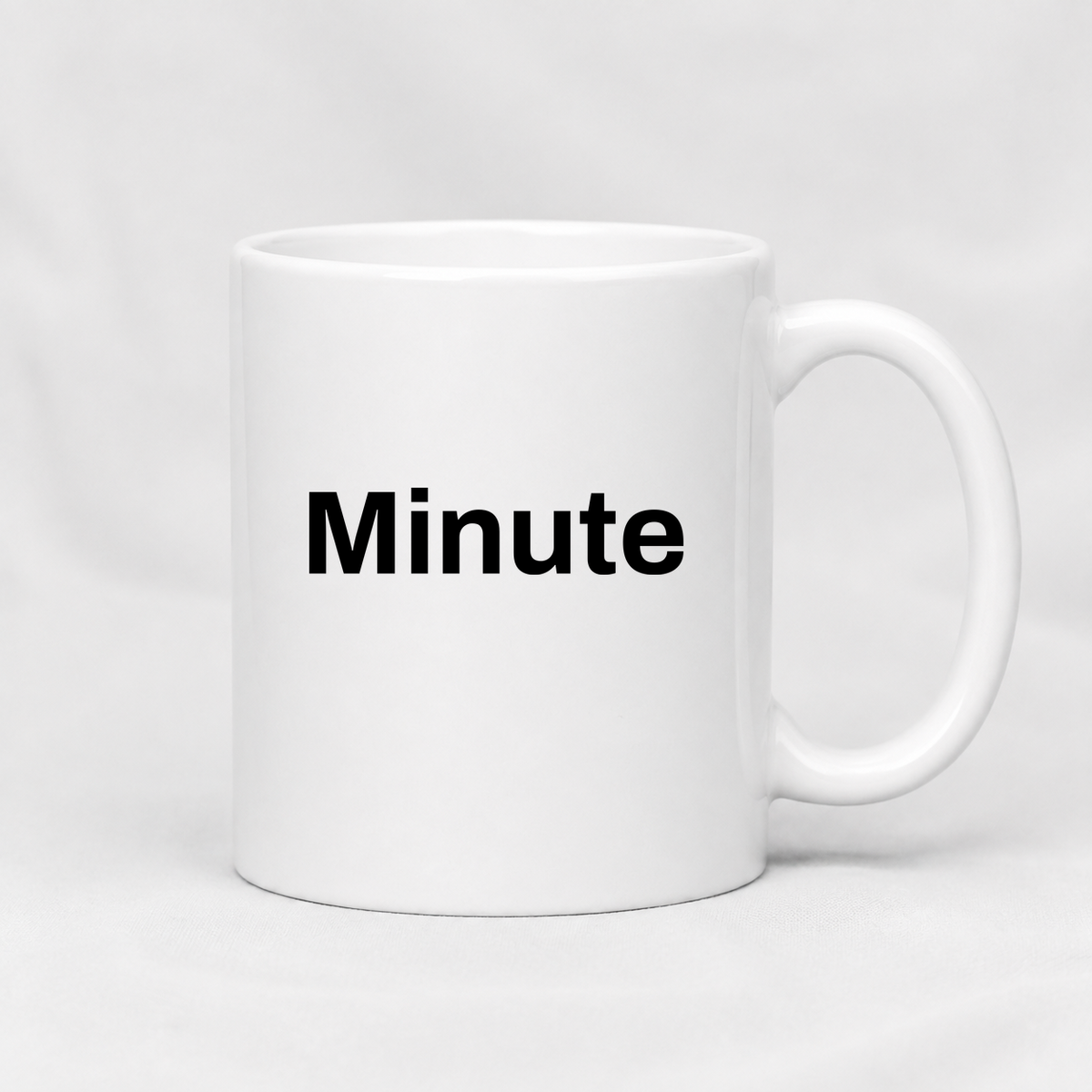 Minute Mug in white