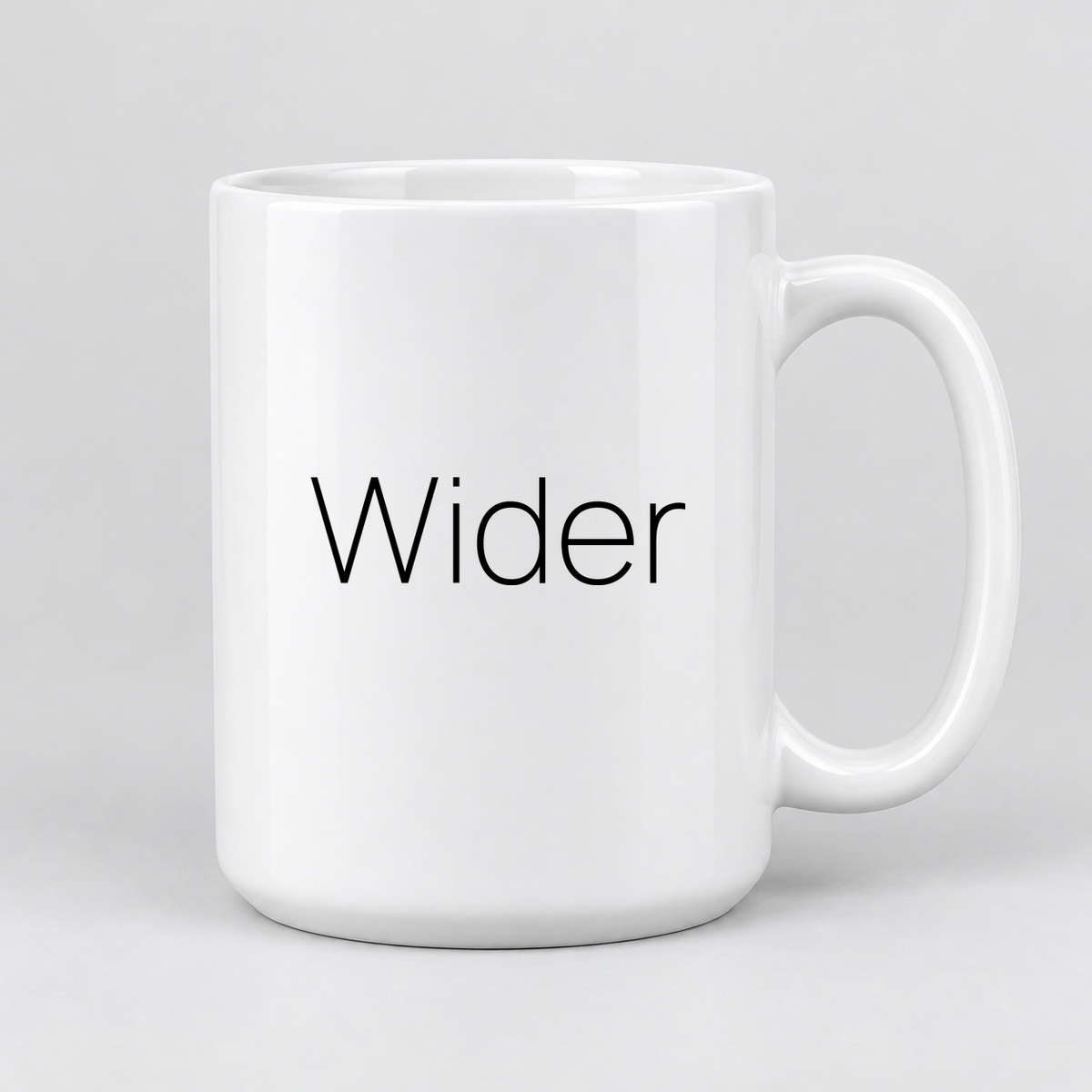 Wider Mug in white