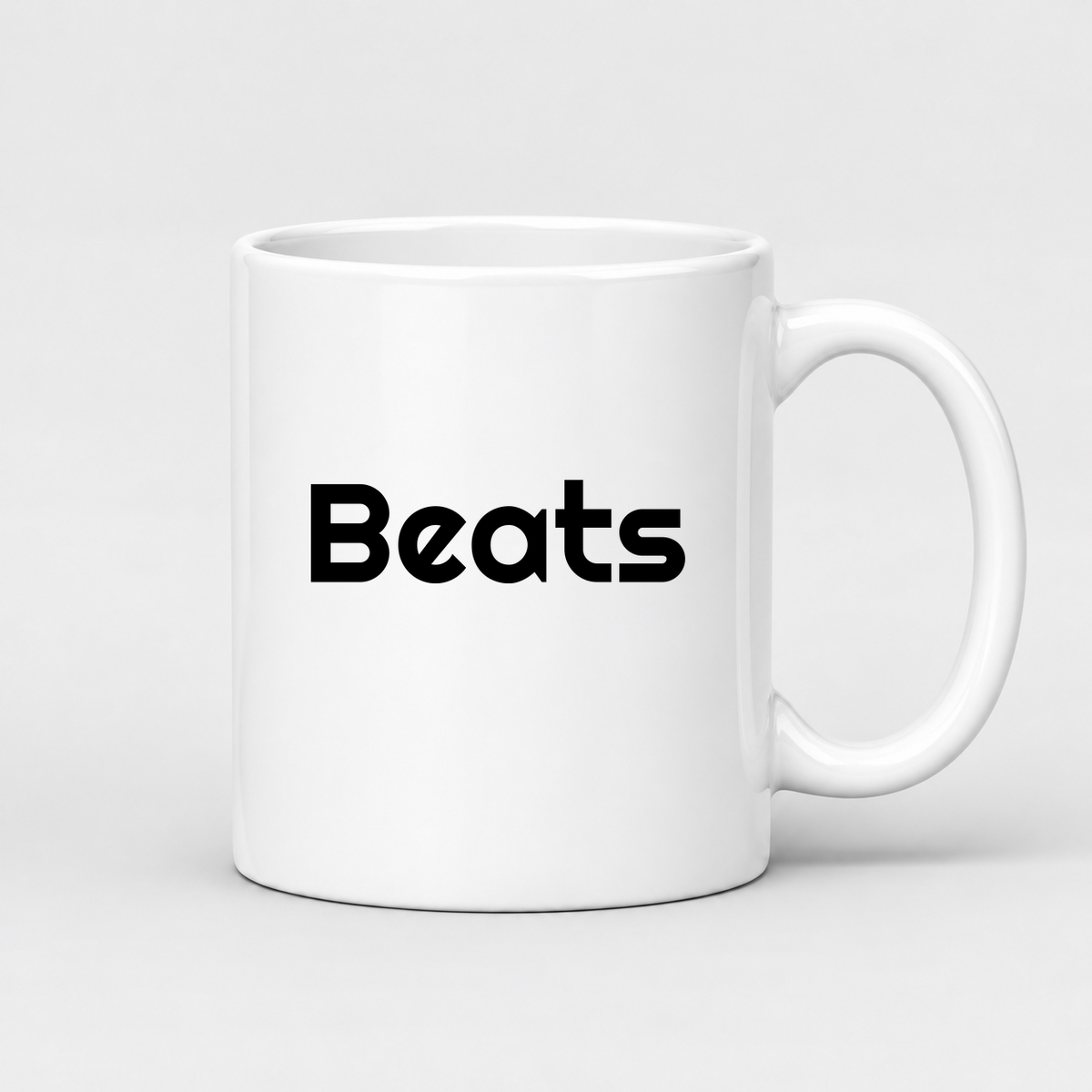 Beats Mug in white with handle right