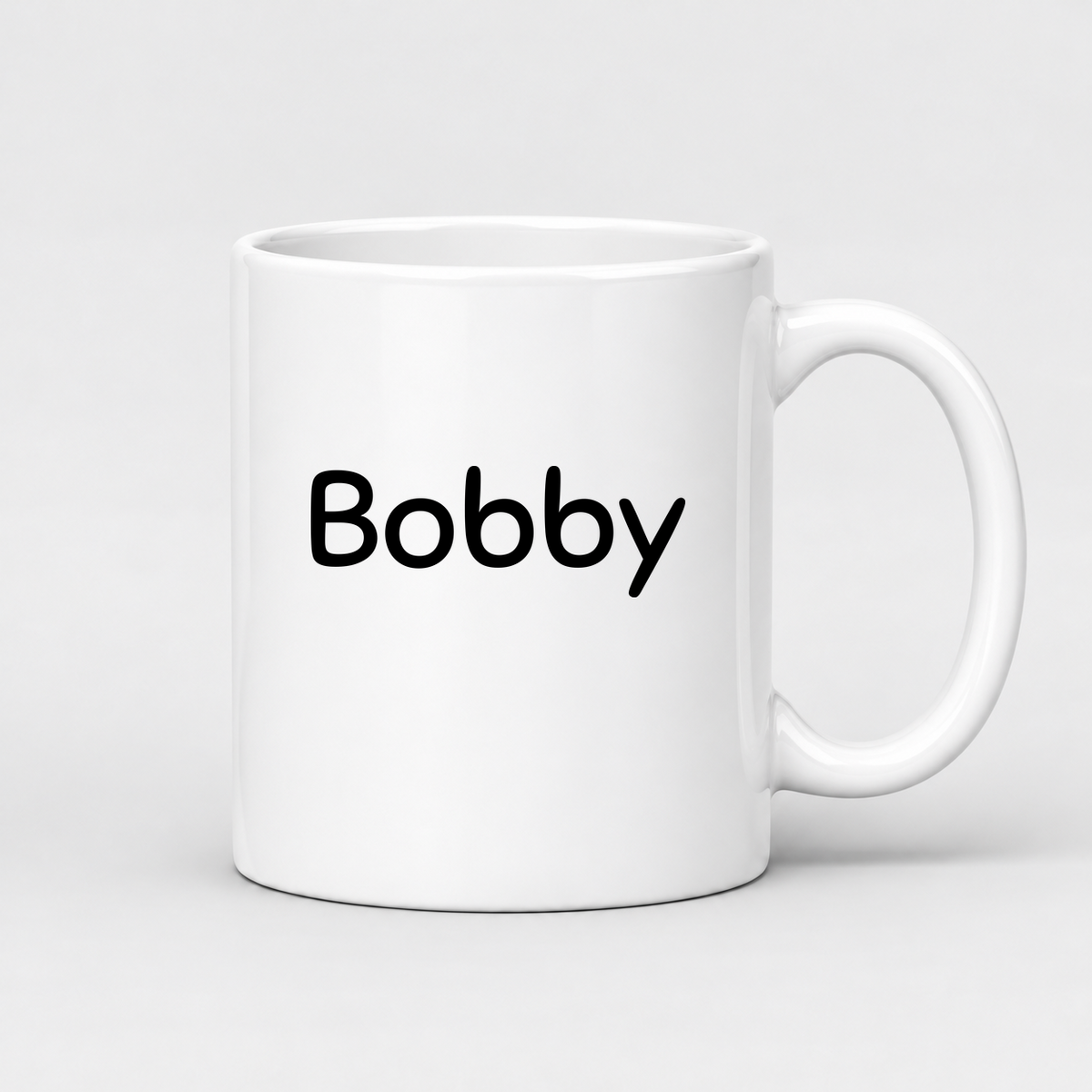Bobby Mug in white with handle right