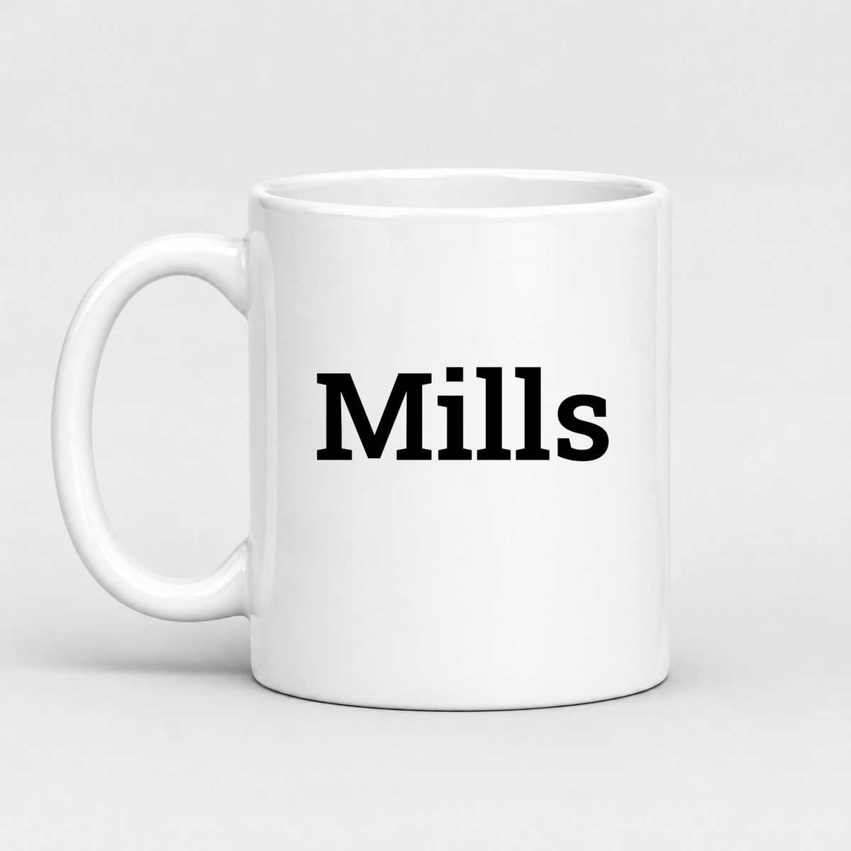Mills Mug in white with handle left
