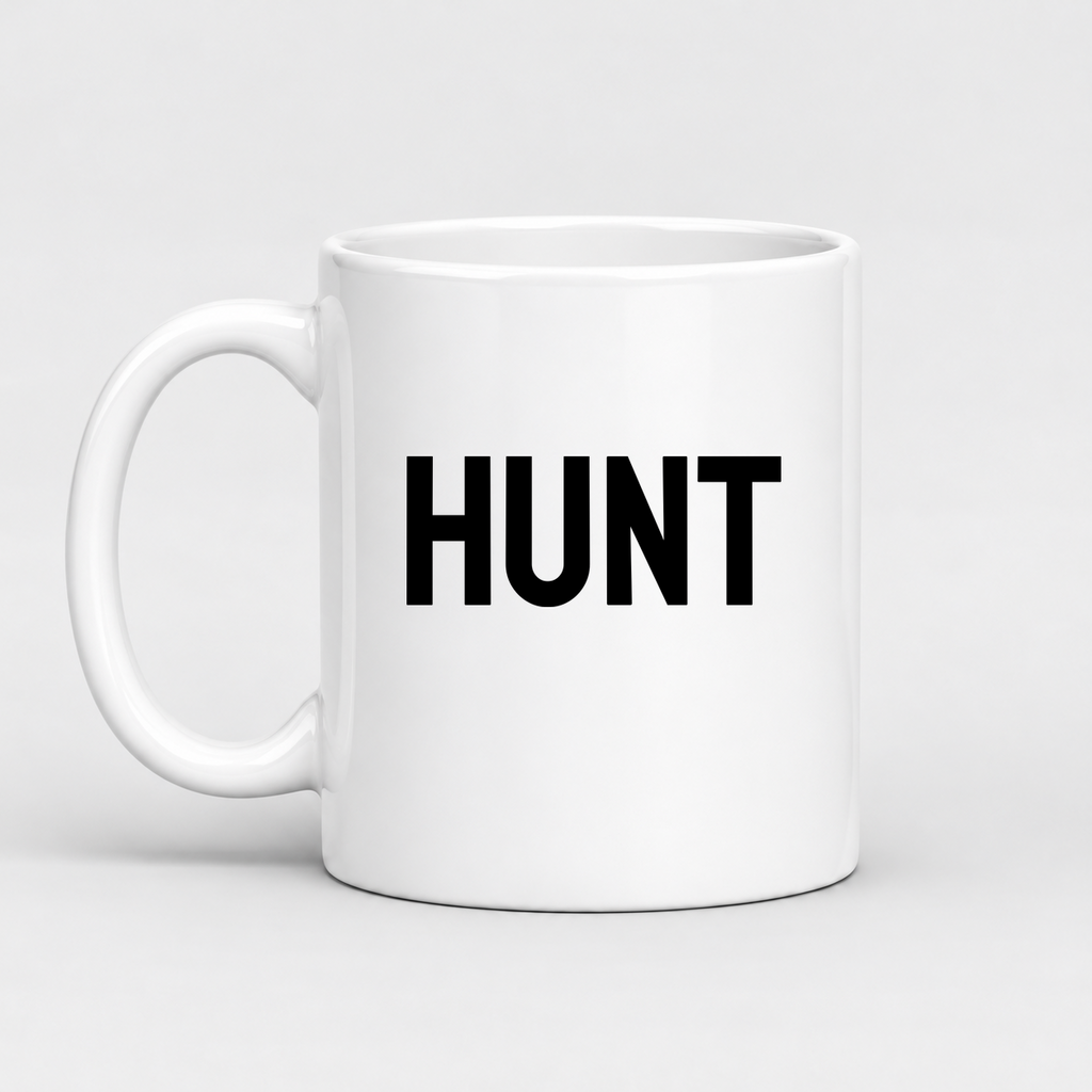 Hunt Mug in white with handle left
