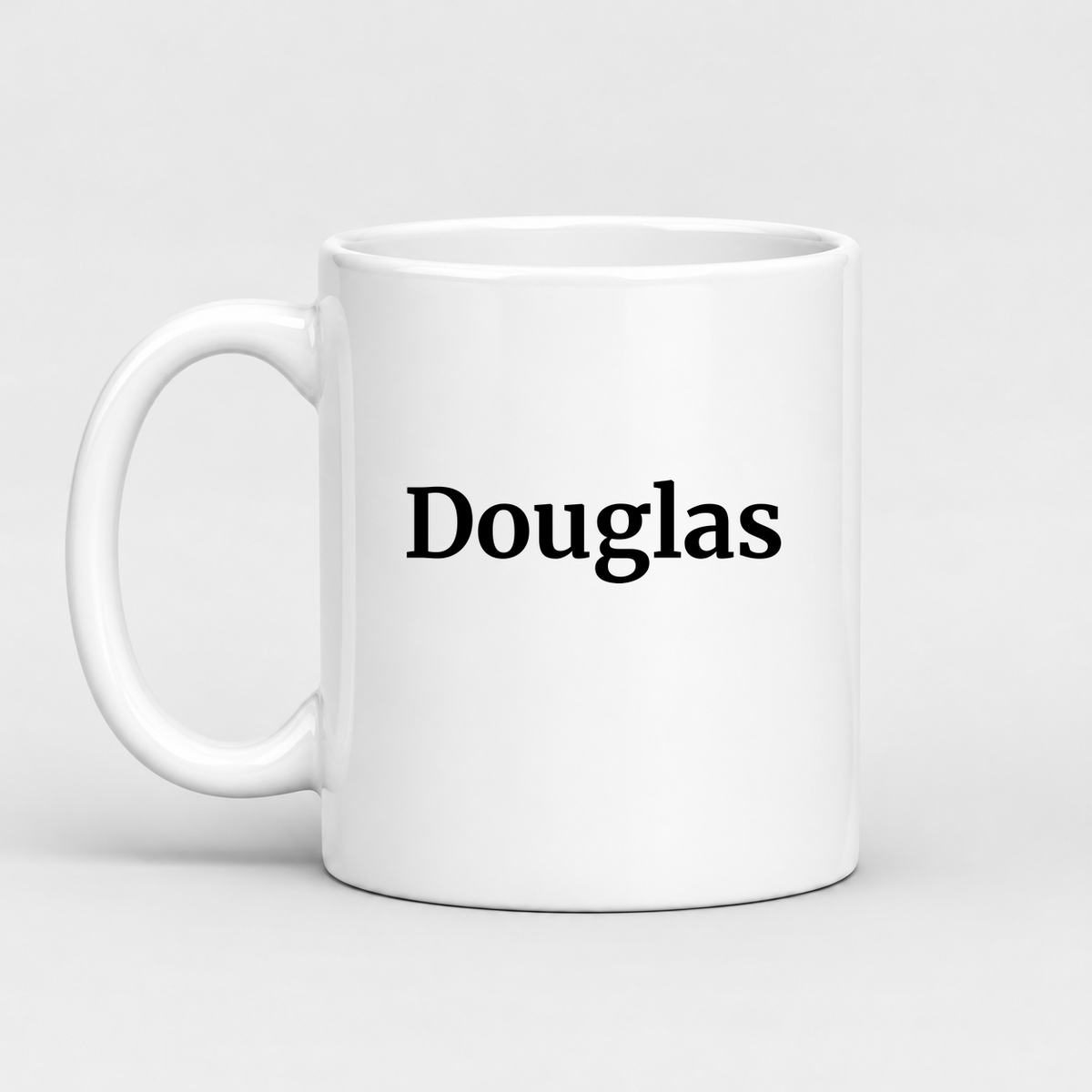 Douglas Mug in white with handle left