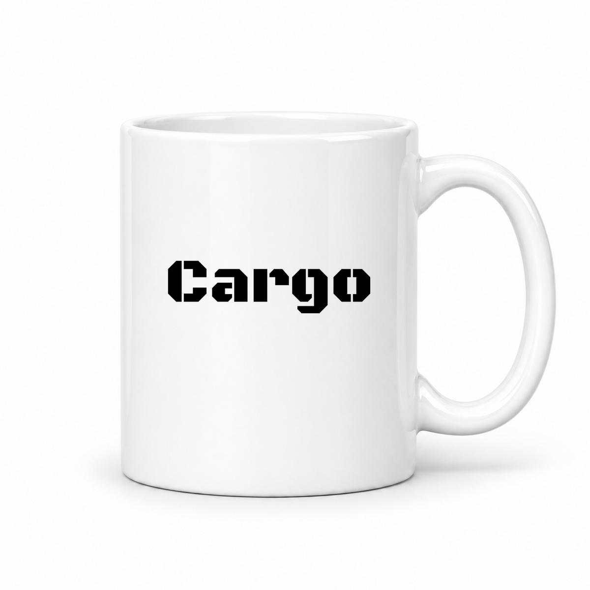 Cargo Mug in white with handle right