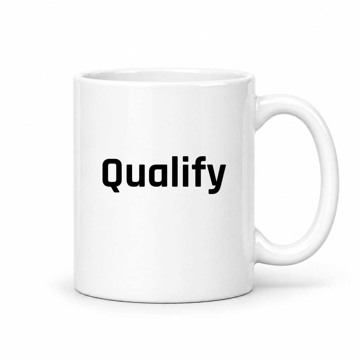 Qualify Mug in white with handle right