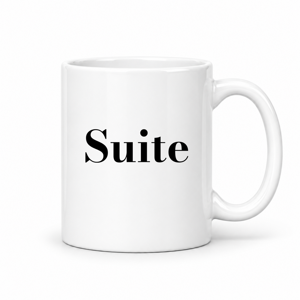 Suite Mug in white with handle right