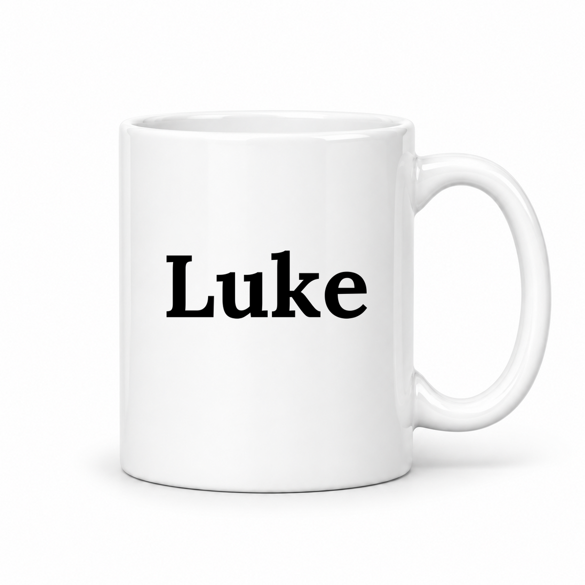 Luke Mug in white with handle right