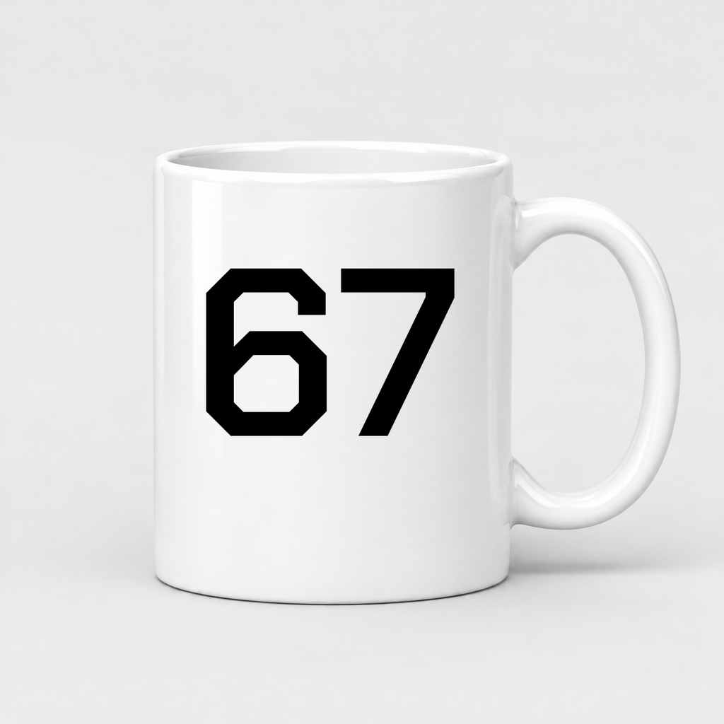 67 Mug in white with handle right