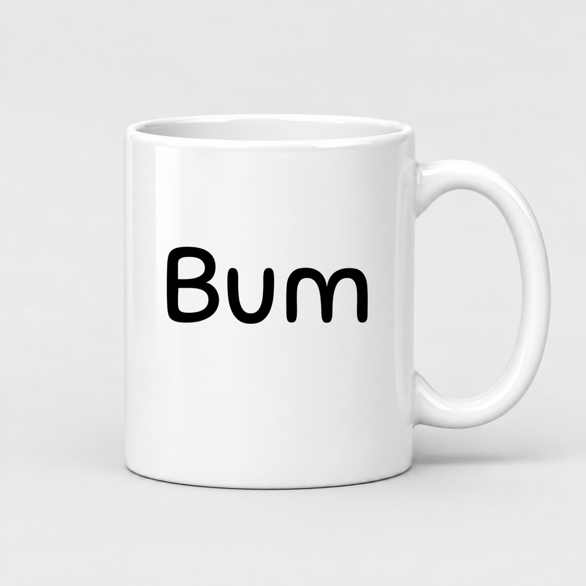 Bum Mug in white with handle right